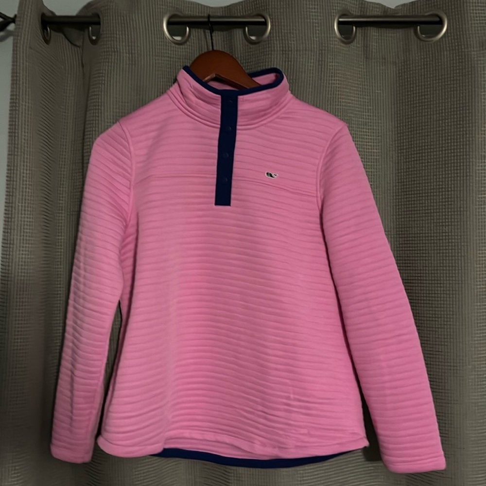 Vineyard vines
